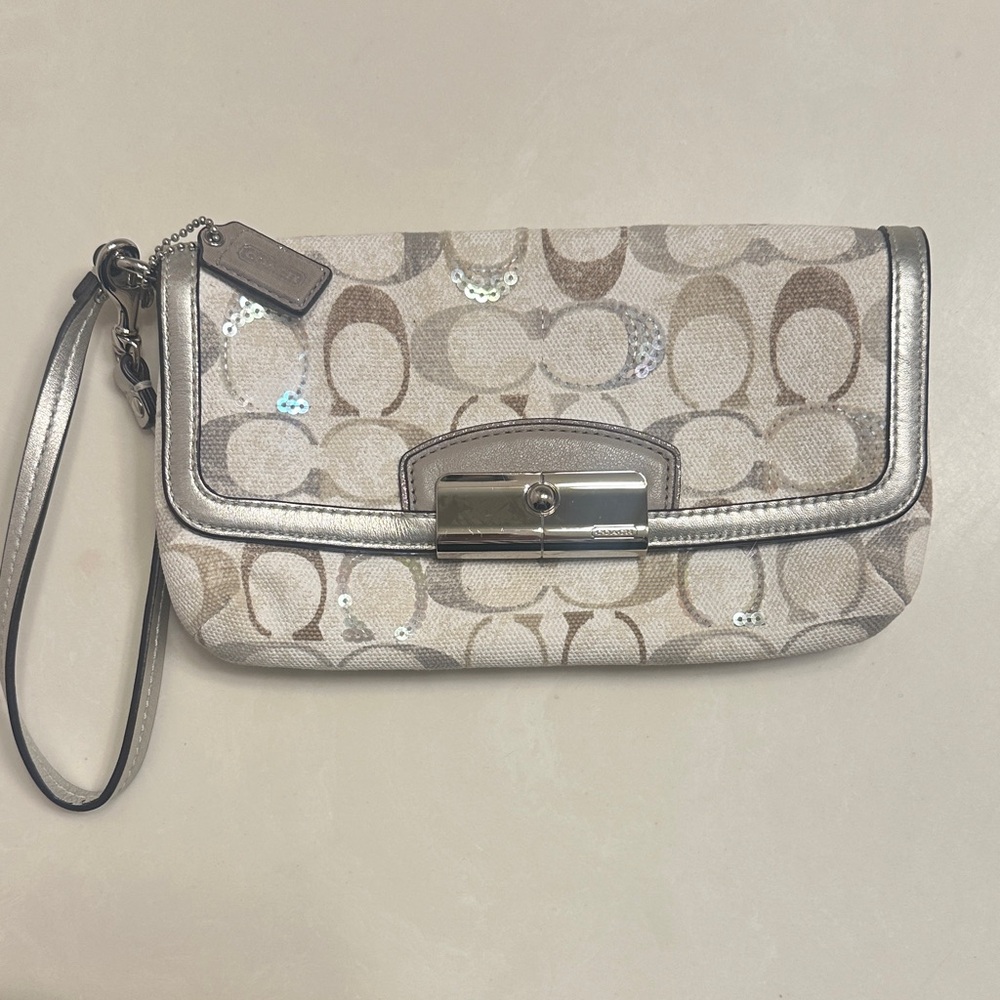 Coach wristlet purse.